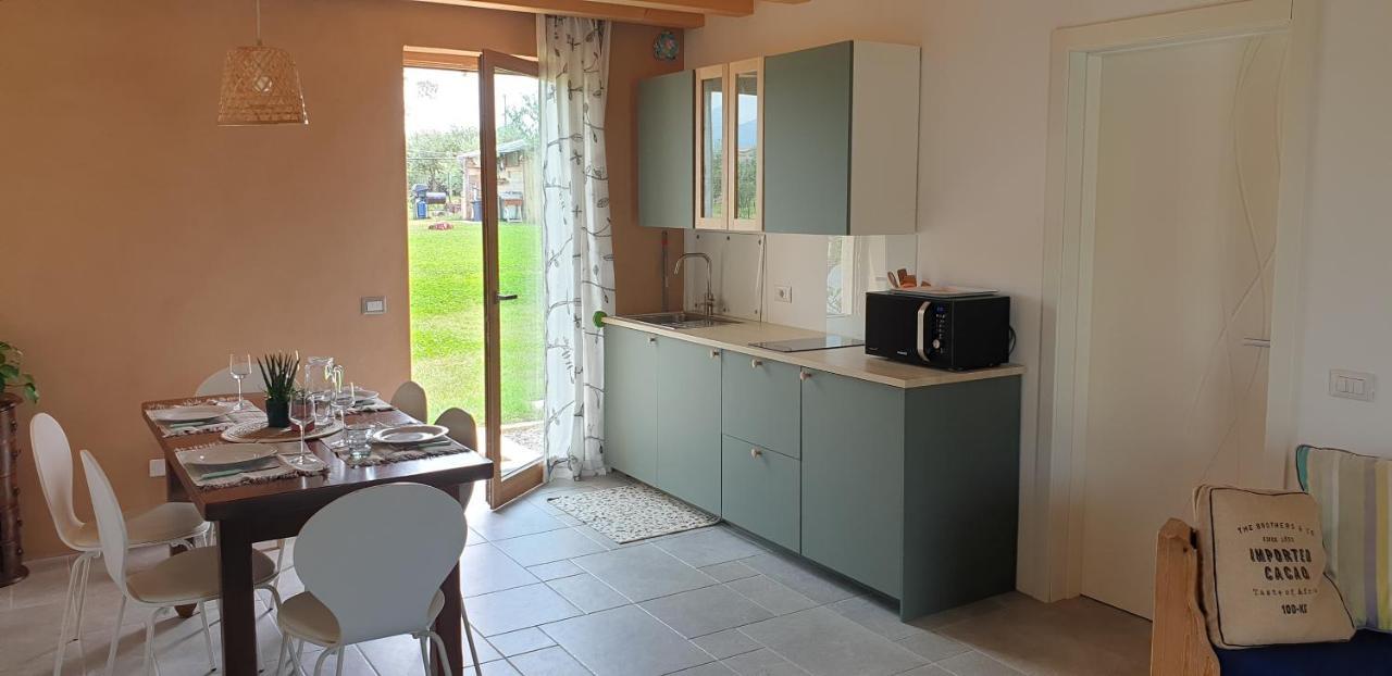 Country Apartment, Near Bardolino And Lazise Calmasino Eksteriør bilde