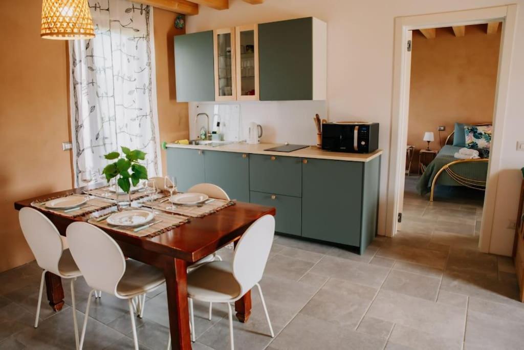 Country Apartment, Near Bardolino And Lazise Calmasino Eksteriør bilde